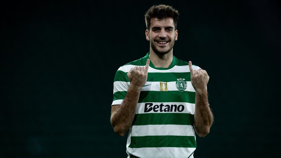 Ioannidis batalhou com Hjulmand em campo; fora dele reforçaram o laço. Ontem rumou com Vagiannidis a Portugal para iniciar aventura no Sporting