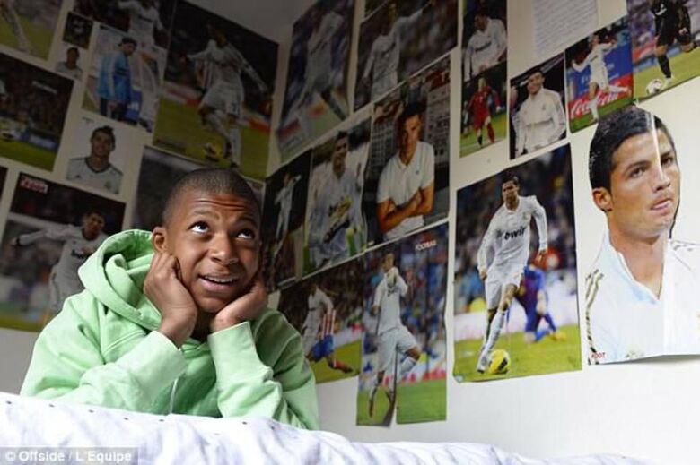 Mbappé é fã de Cristiano Ronaldo desde criança
