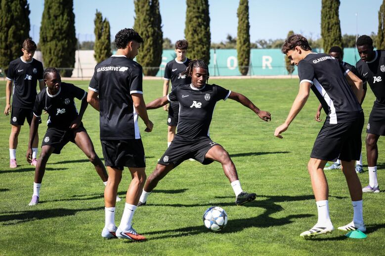 Sporting prepara estreia na Youth League frente ao Kairat
