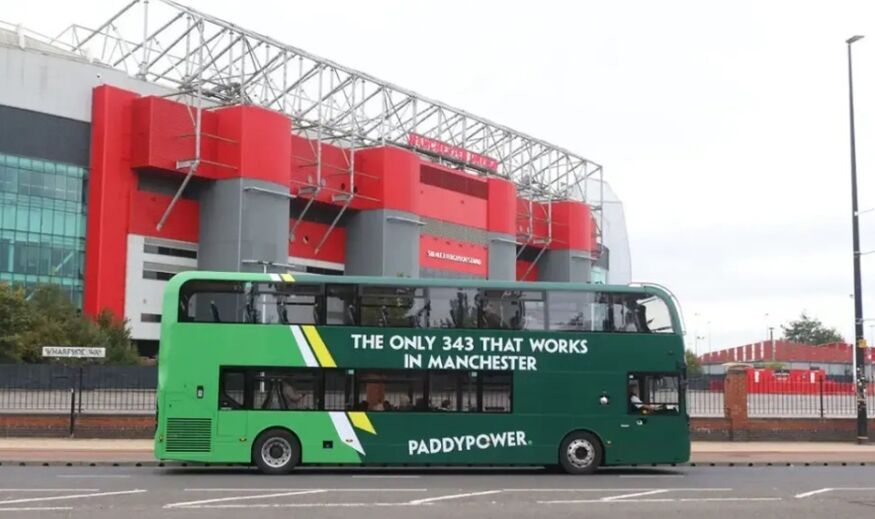 Autocarro destaca frase sobre Manchester e tática 343