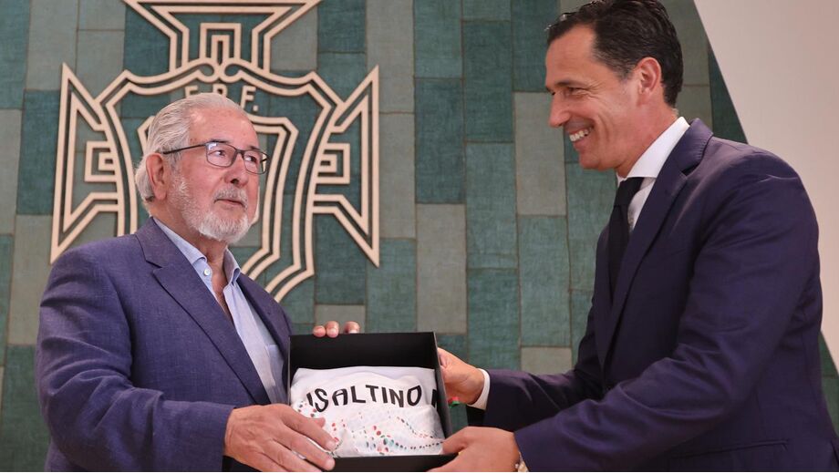 Pedro Proença com Isaltino Morais na Cidade do Futebol