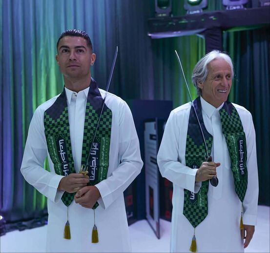 Jorge Jesus e Cristiano Ronaldo celebram Dia Nacional da Arábia Saudita