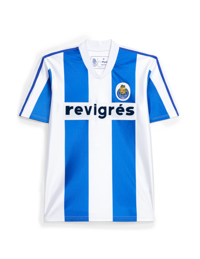Camisola retro apresentada pelo FC Porto