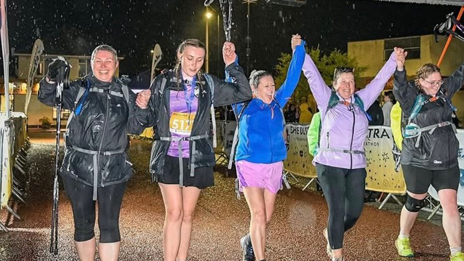 Mulheres celebram estreia da SheUltra Portugal no Algarve.
