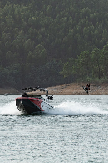 Wakeboard regressa à Sertã para o Campeonato Nacional na Praia fluvial do Trízio.
