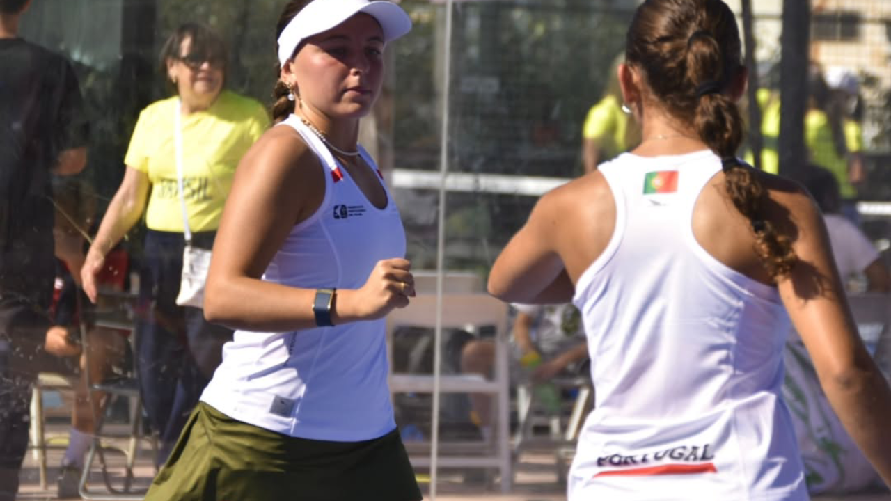 Seleção jovem feminina apura-se para os quartos de final do Mundial de Padel Jovem