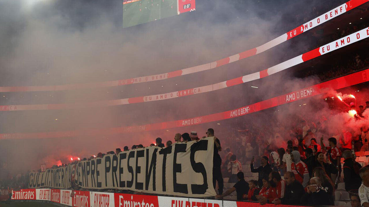 Benfica multado devido ao uso de pirotecnia no jogo contra o Gil Vicente