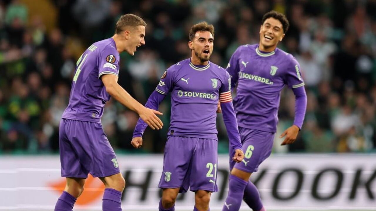 Jogadores do Sp. Braga celebram durante jogo da Liga Europa contra o Celtic