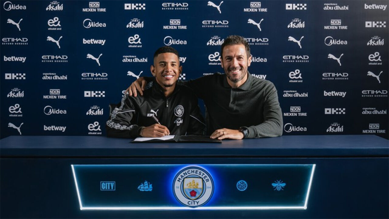 Savinho renova com o Manchester City até 2031