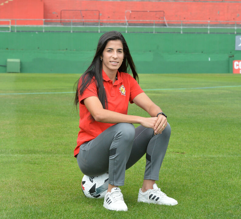 Gabriela Zidoi, defesa-central do Marítimo