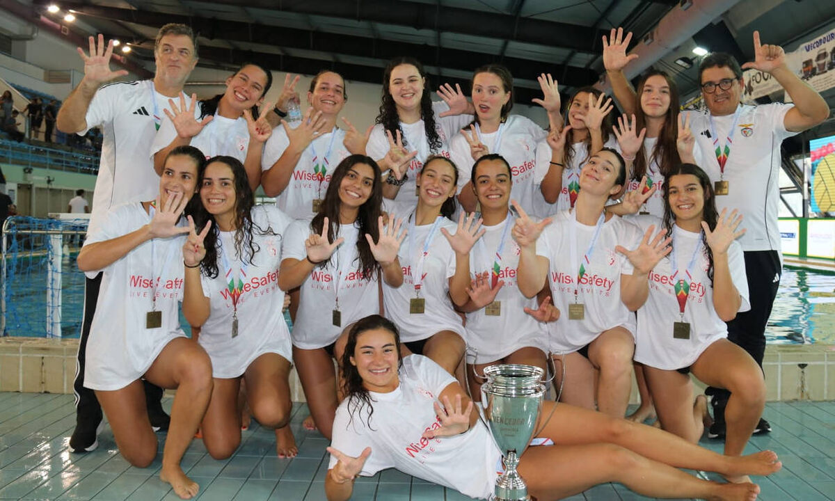 Benfica vence Supertaça feminina de polo aquático pela 7.ª vez