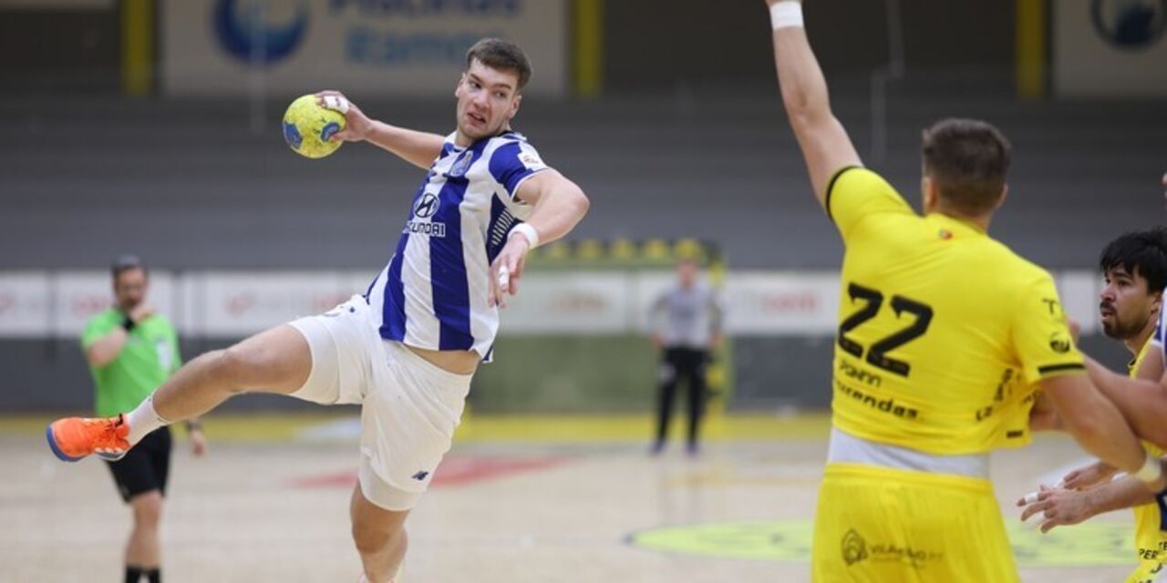 FC Porto vence Póvoa AC por 35-26 na 6.ª jornada do campeonato. Antonio Martínez marcou sete golos