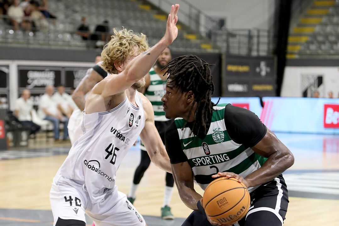 Sporting vence V. Guimarães na jornada da Liga Betclic. Francisco Amarante foi MVP
