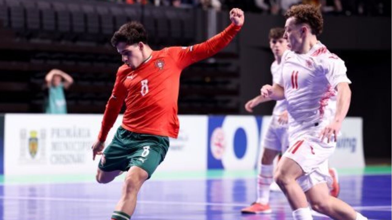 Rodrigo Monteiro celebra conquista no Europeu sub-19 de futsal