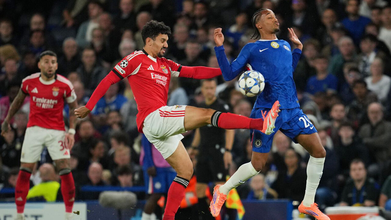 Benfica e Chelsea disputam lance na Liga dos Campeões