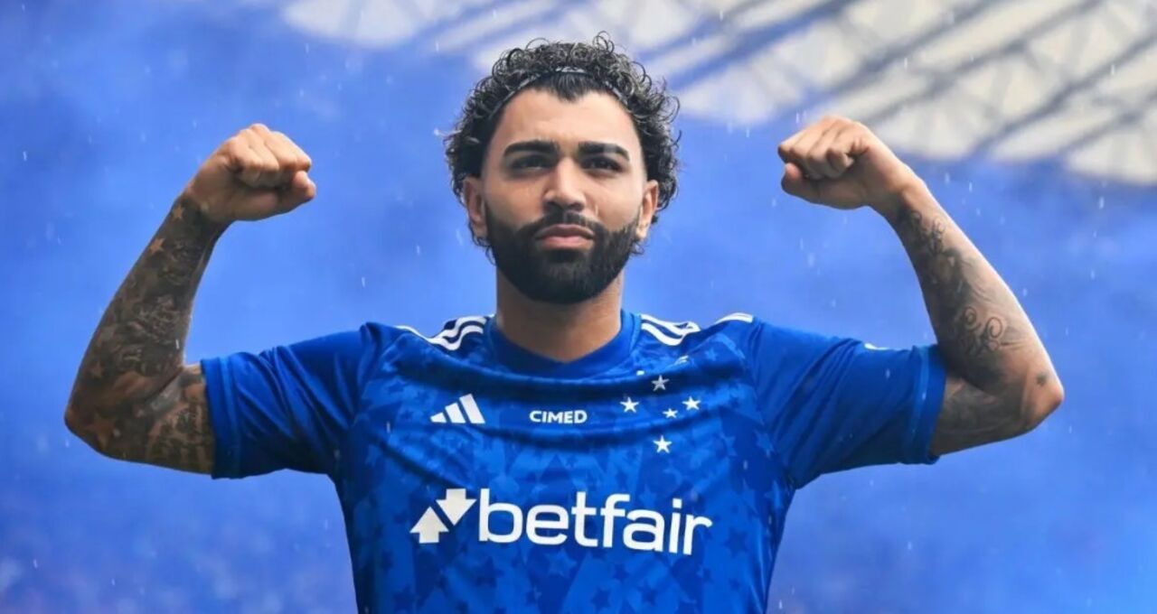 Gabigol leiloa chuteiras do Cruzeiro-Flamengo para projeto social