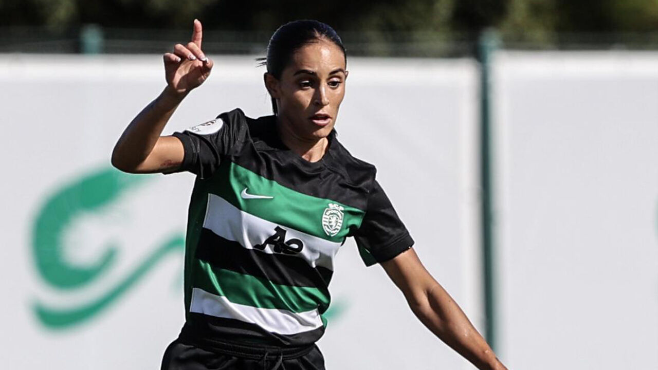 Brenda Pérez em ação com a camisola do Sporting