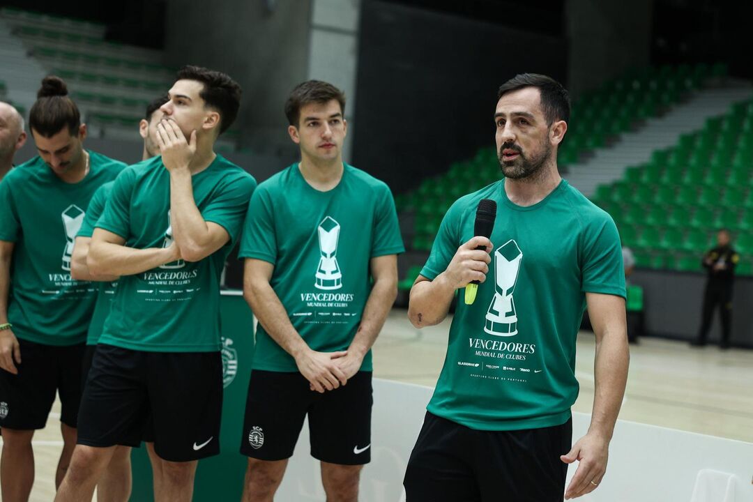 Sporting festeja título mundial de hóquei em patins no Pavilhão João Rocha