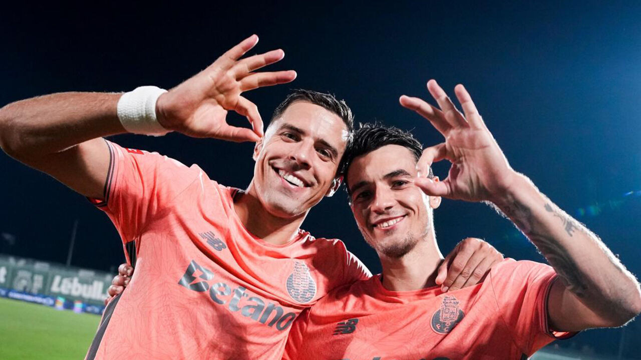 Defesas polacos, Kiwior e Bednarek, contribuem para defesa do FC Porto