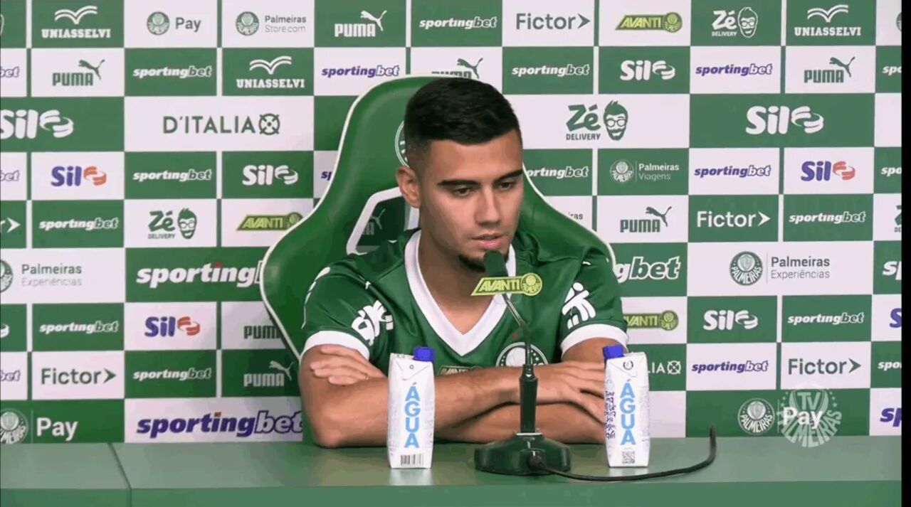 Andreas Pereira satisfeito no Palmeiras após troca com o Fulham