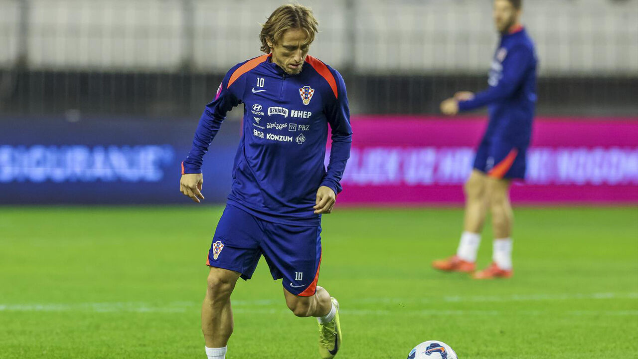 Modric lidera a Croácia num passo rumo à fase final
