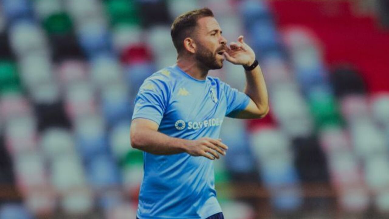 Treinador do Vizela multado e suspenso por comentários após jogo com Chaves