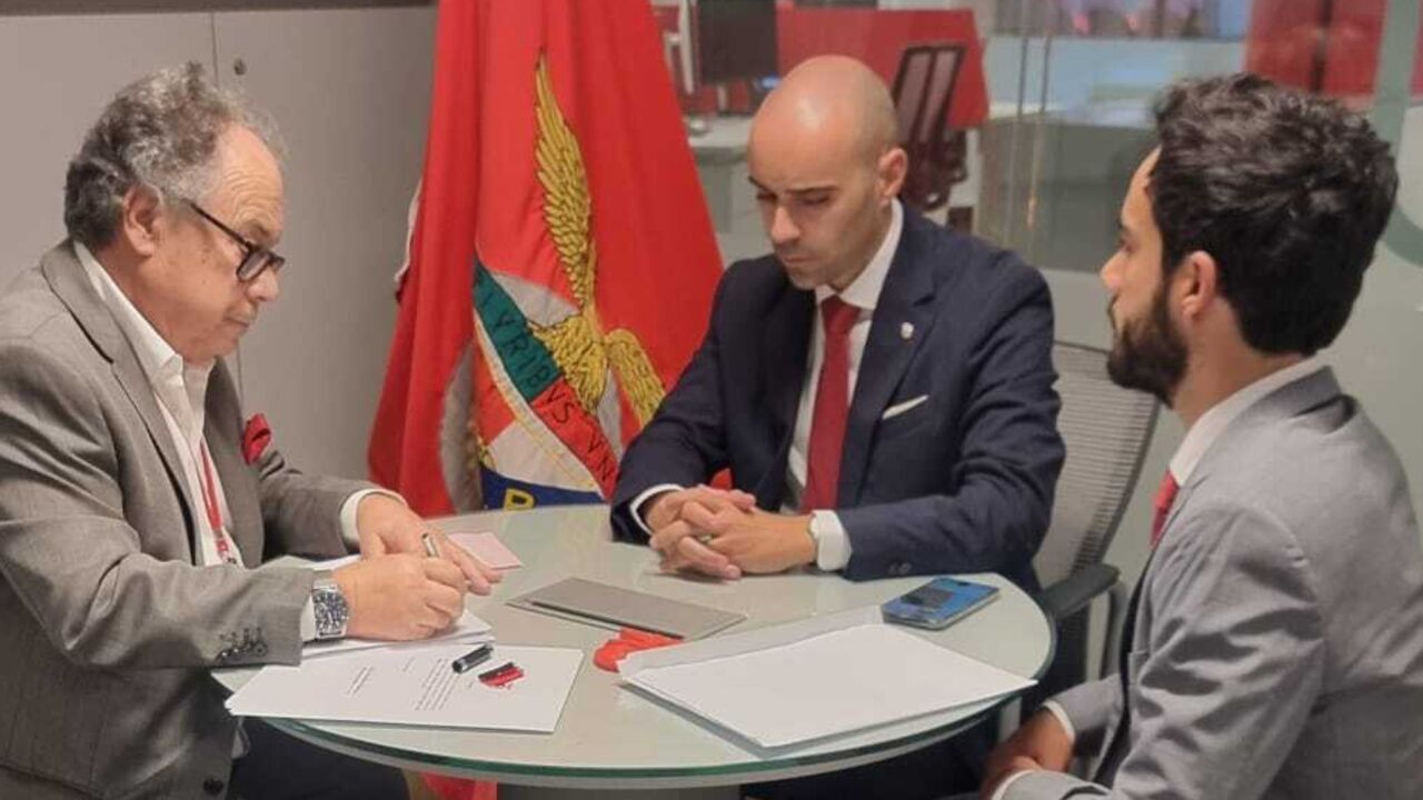 João Diogo Manteigas formaliza candidatura ao Benfica