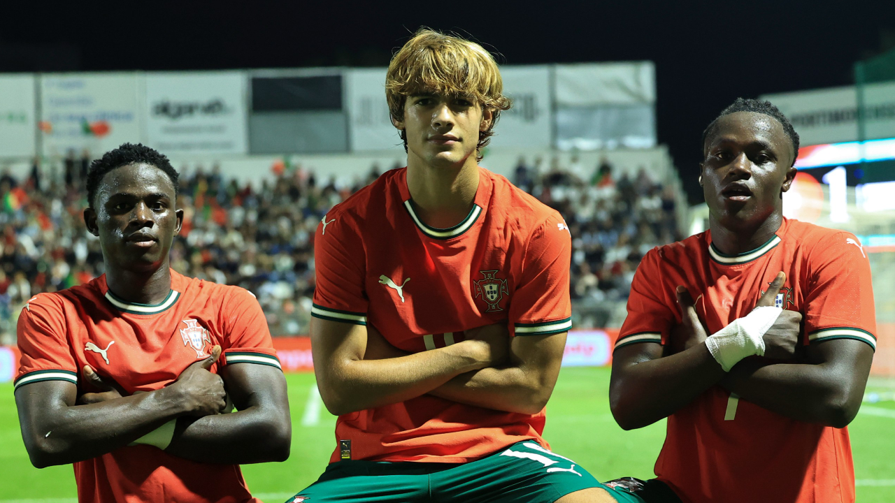 Roger Fernandes, Rodrigo Mora e Geovany Quenda com comemoração especial