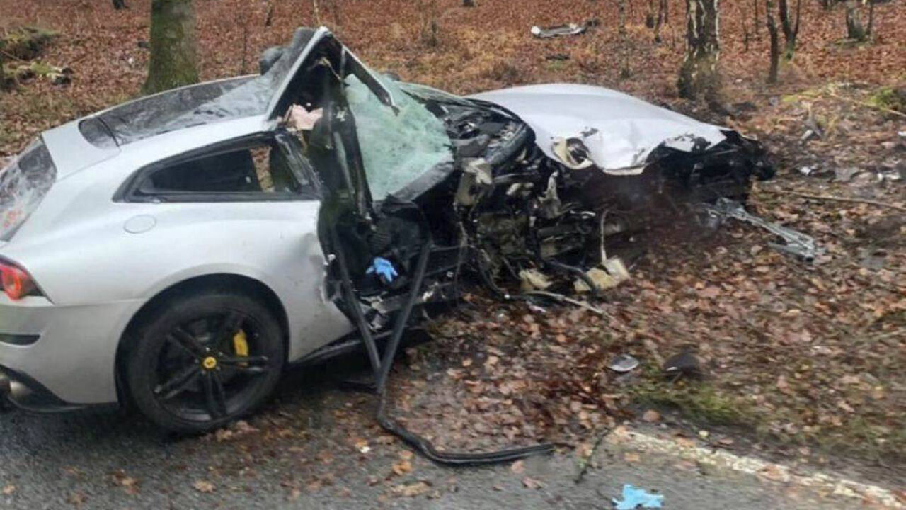 Destroços do Ferrari destruído no grave acidente de Michail Antonio colocados à venda por 45 mil euros
