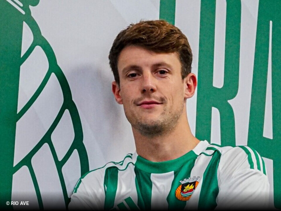 Avançado deve substituir Clayton