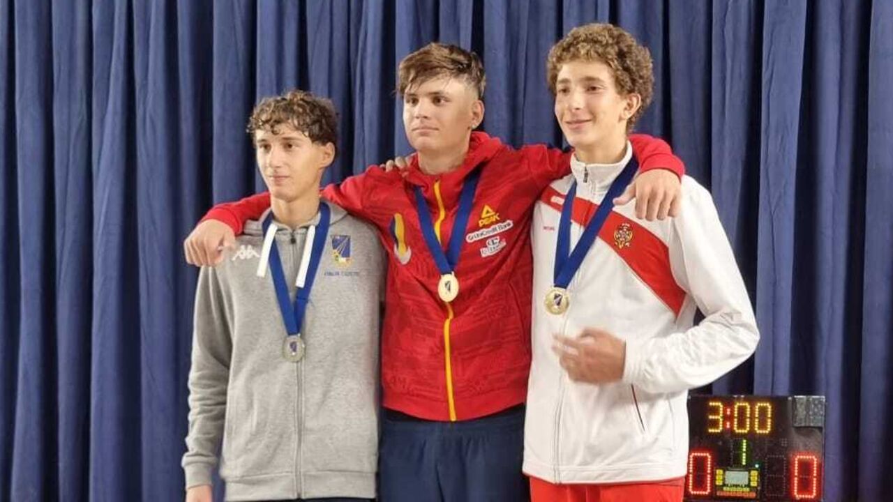 Xavier Melo ganha bronze em Nápoles no torneio de cadetes