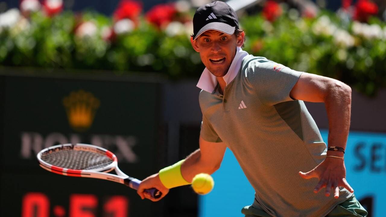 Dominic Thiem pendurou as raquetas e agora ajuda jovens talentos 