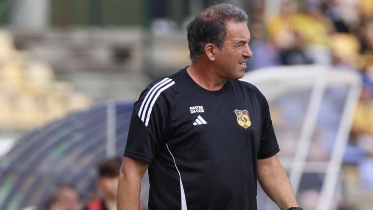 Pedro Miguel, treinador do Lus. Lourosa