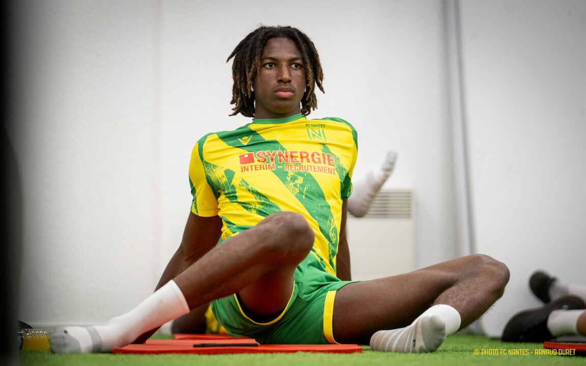 Tylel Tati, defesa do Nantes, desperta cobiça de clubes europeus