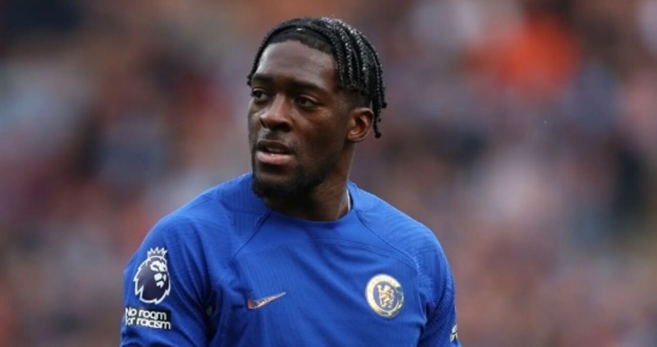 Alex Disasi, jogador do Chelsea, é alvo do Borussia Dortmund