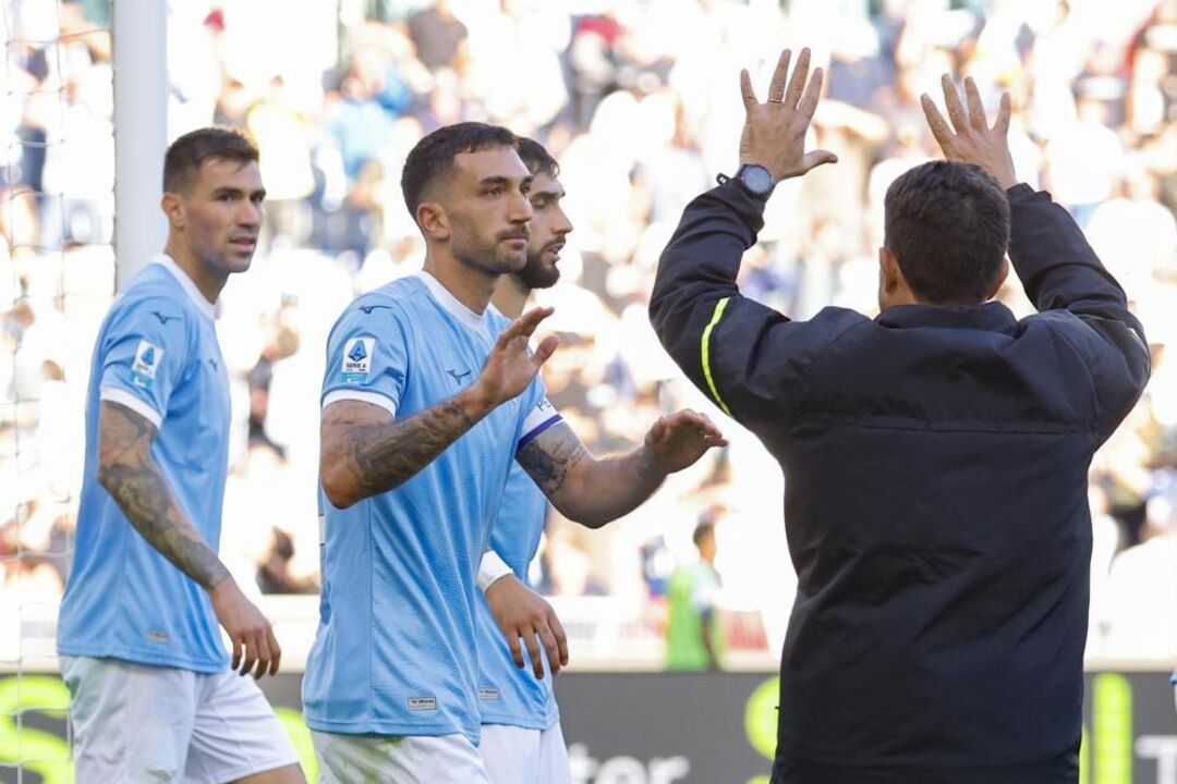 Cataldi, jogador da Lazio celebra, golo frente ao Torino