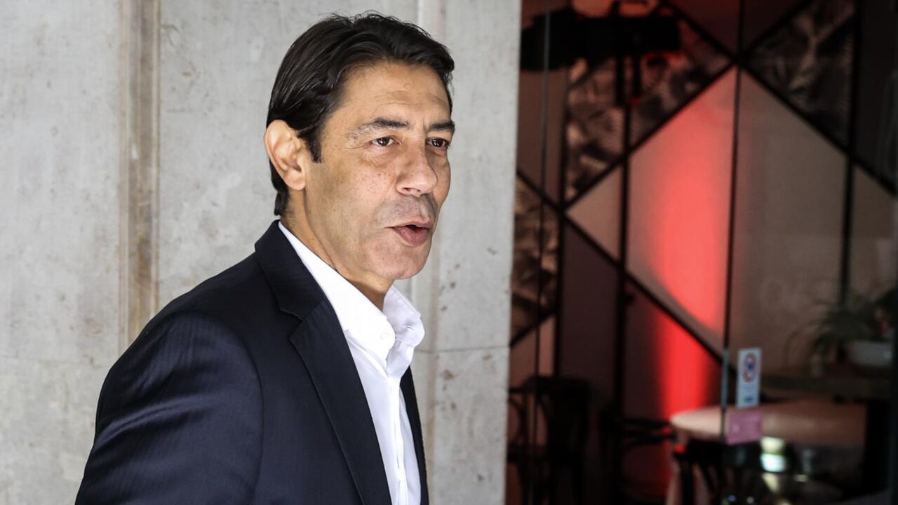 Rui Costa reage a acusações de Noronha Lopes antes de almoço em Lisboa