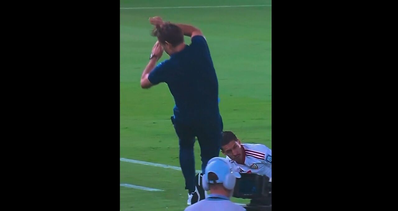 Lopetegui leva bolada em jogo no Qatar-EAU