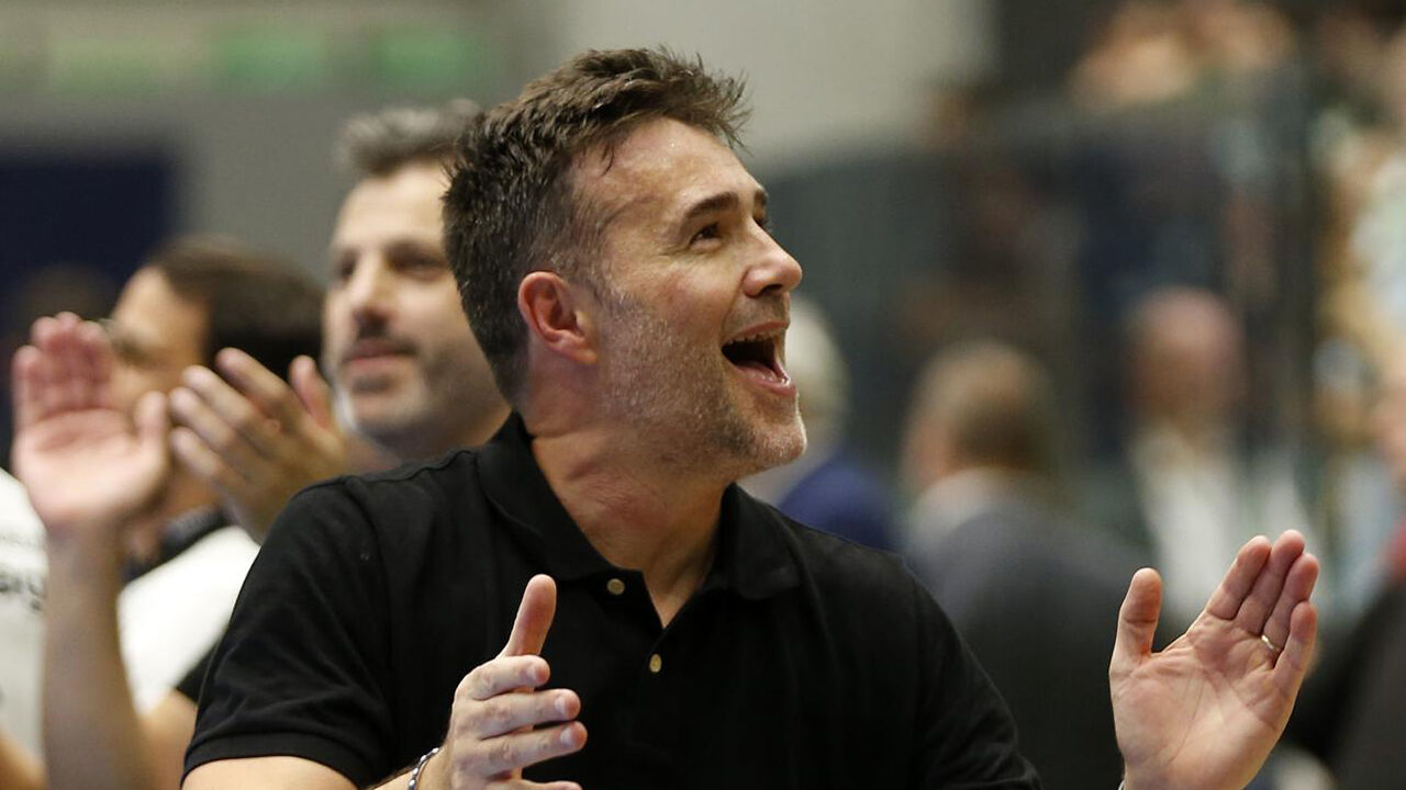 Ricardo Costa reage sobre o jogo com Veszprém
