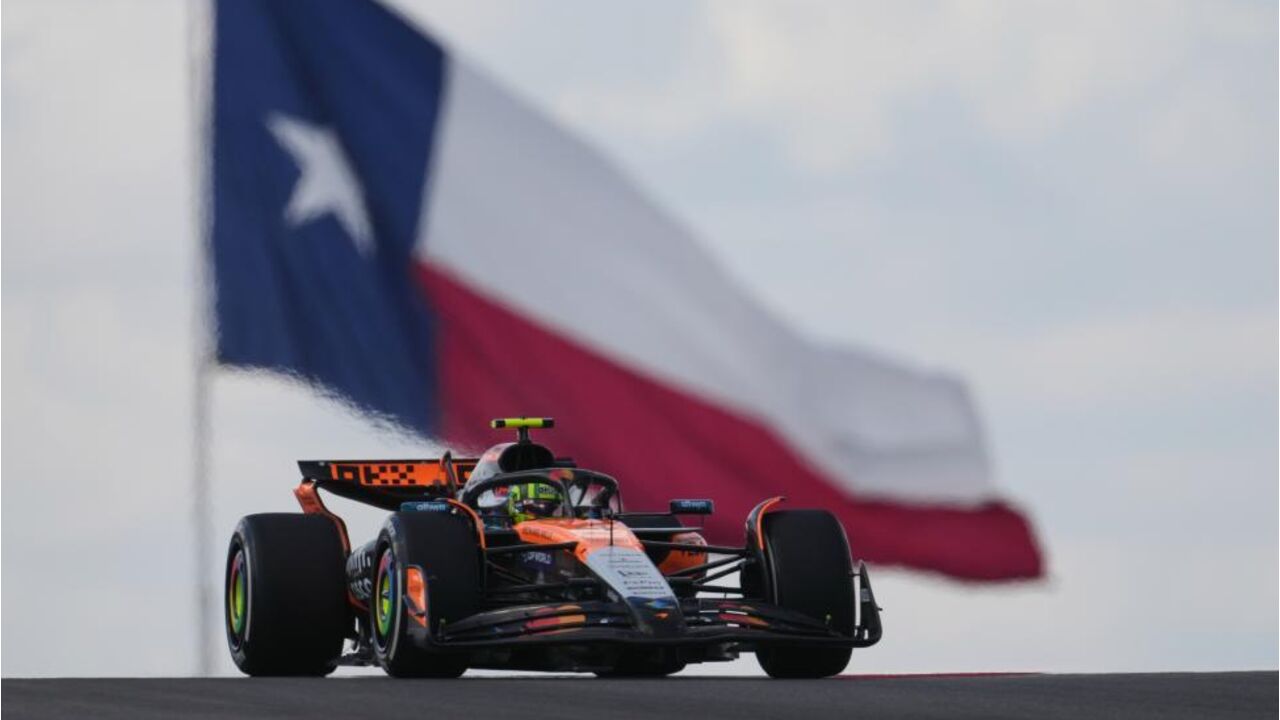 Lando Norris (McLaren) na primeira sessão de treinos livres em Austin, EUA
