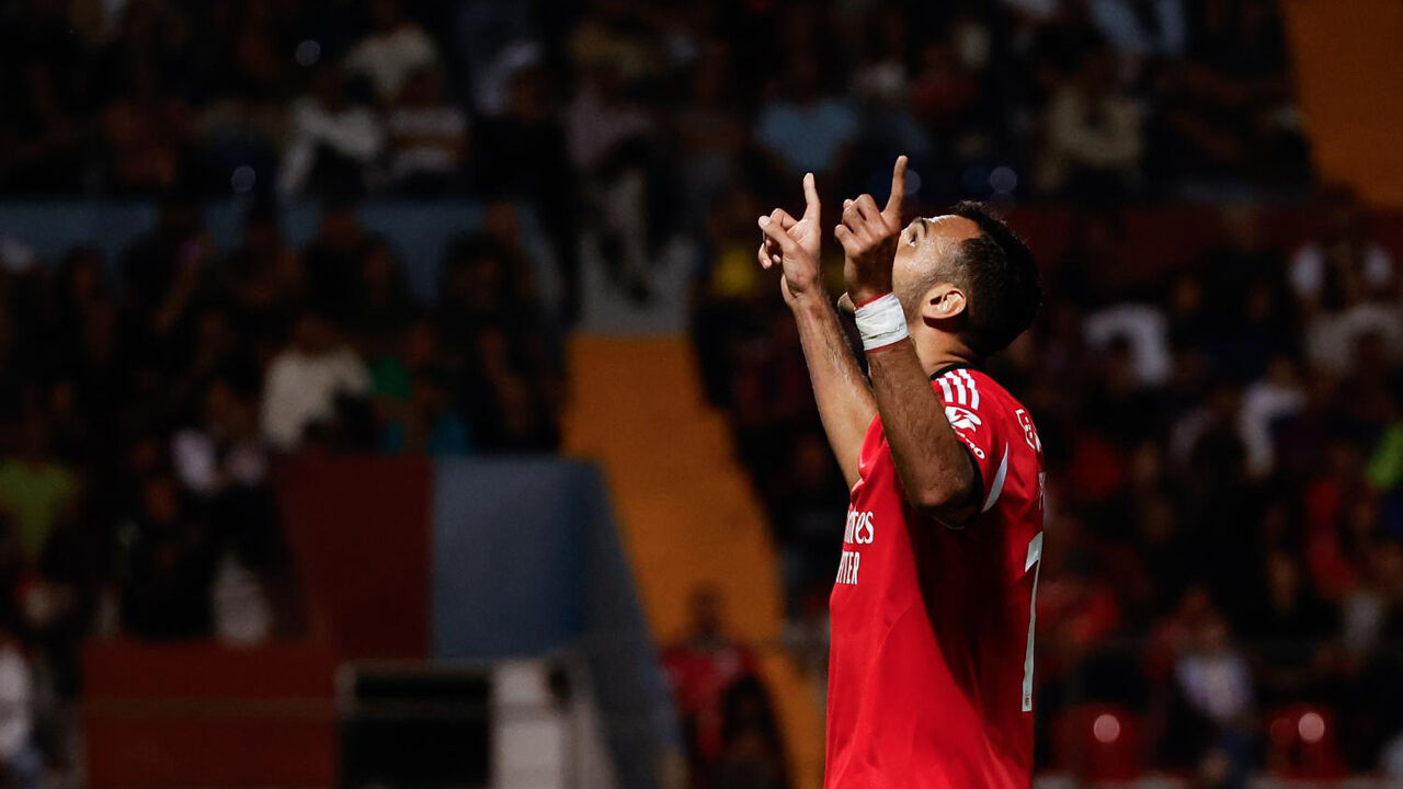 Pavlidis festeja um dos golos apontados ao Chaves