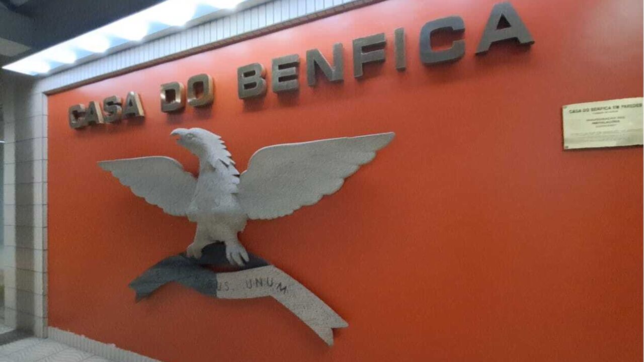 Casa do Benfica em Paredes tem votos divididos, segundo o presidente Fernando Mendes