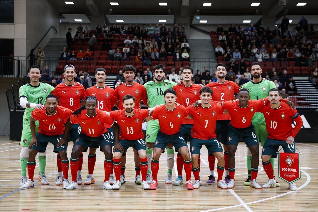 Seleção Nacional superior à congénere letã