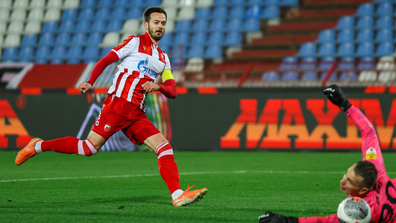 Estrela Vermelha goleia antes da visita a Braga