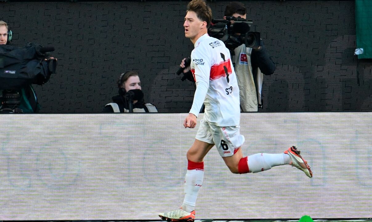 Angelo Stiller, jogador do Estugarda, cobiçado pelo Manchester United