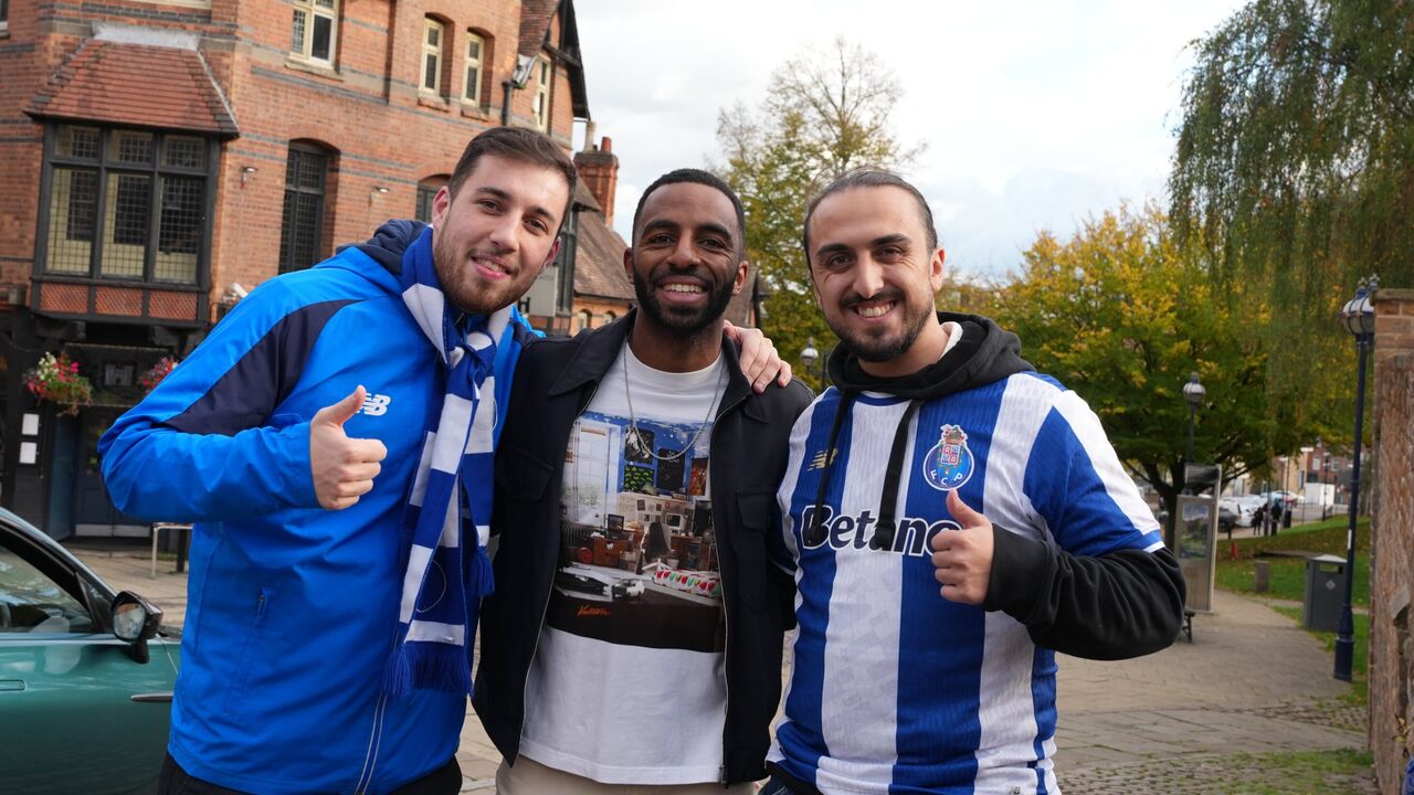 Ricardo Pereira mostra apoio ao FC Porto em Nottingham