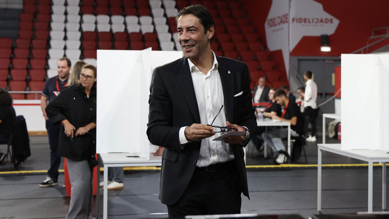 Rui Costa a votar 