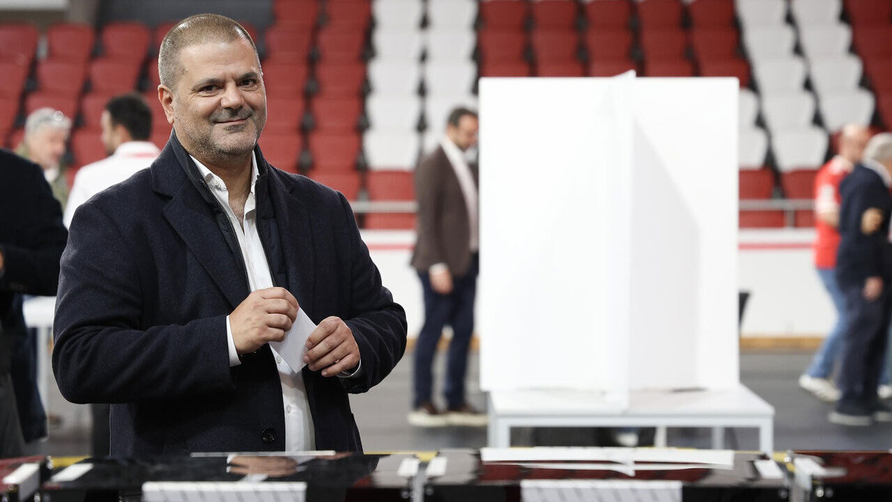Cristóvão Carvalho a votar 