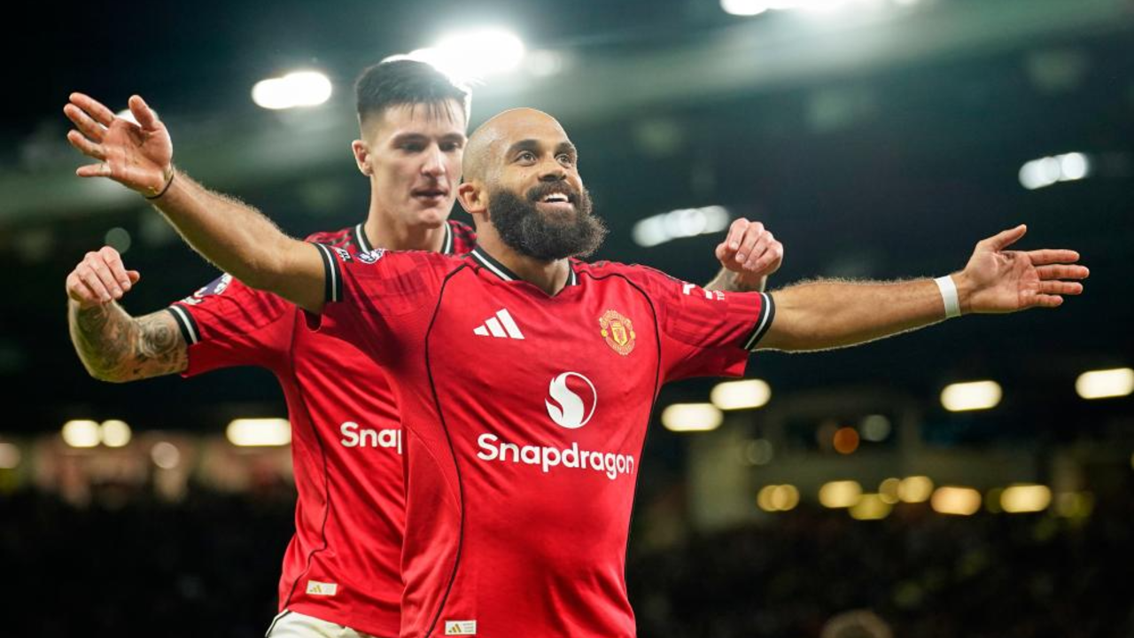 Man. United vence Brighton com golos de Rashford e Höjlund