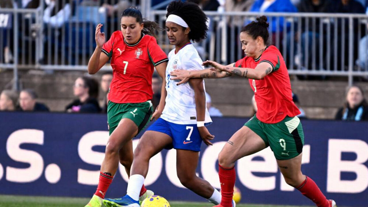 Kika e Stephanie tentam  impedir progressão de Yohannes